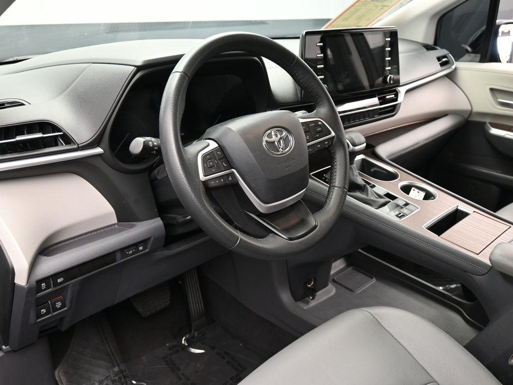 used 2023 Toyota Sienna car, priced at $38,995