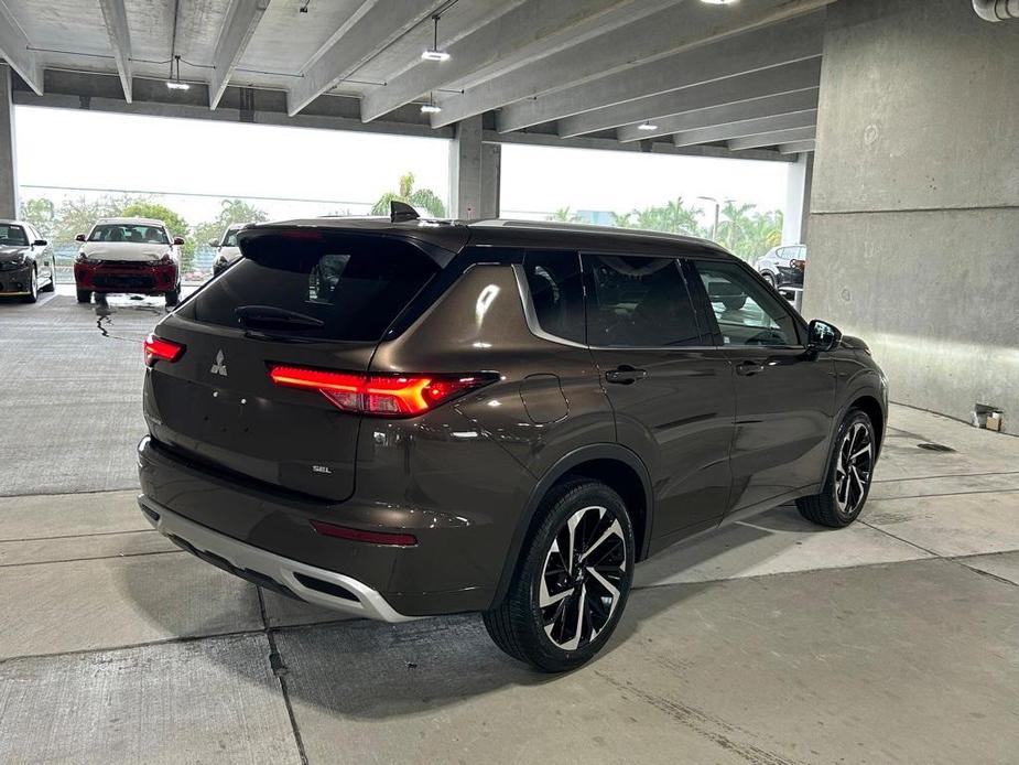 new 2024 Mitsubishi Outlander car, priced at $32,634