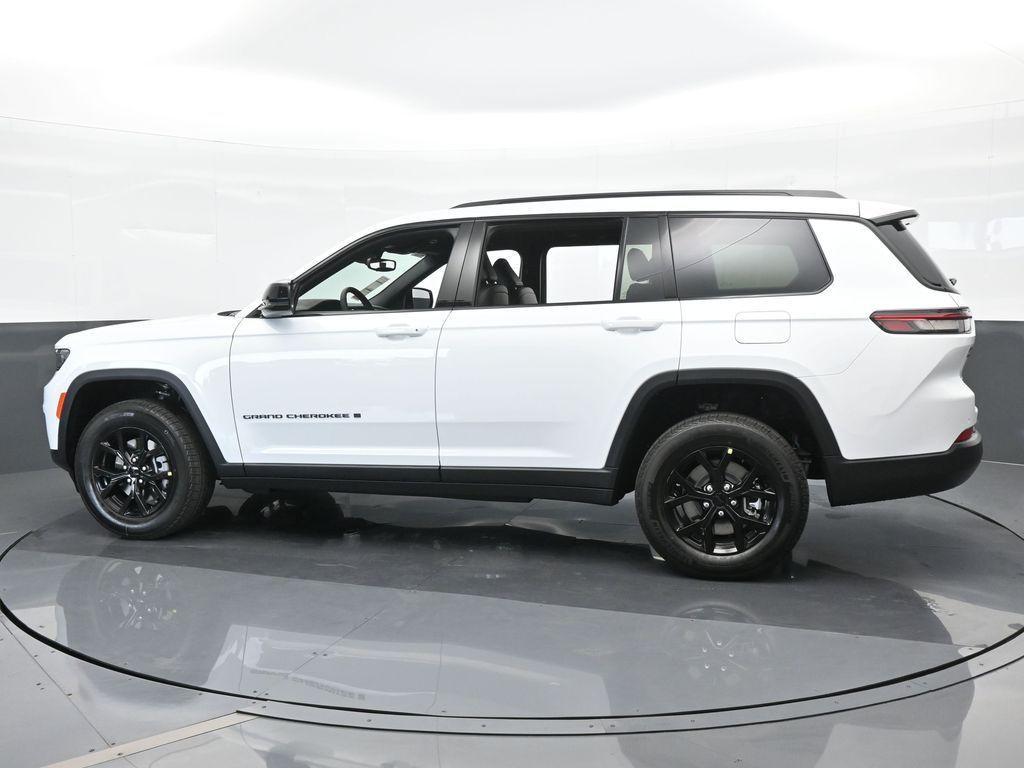 used 2024 Jeep Grand Cherokee L car, priced at $38,995