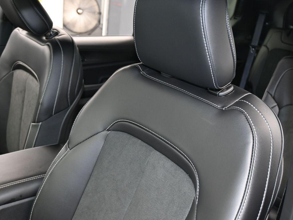 used 2024 Jeep Grand Cherokee L car, priced at $38,995