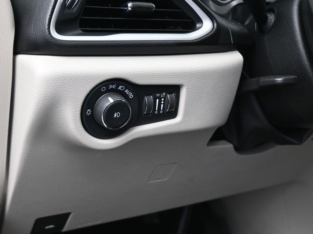 used 2022 Chrysler Pacifica car, priced at $16,994
