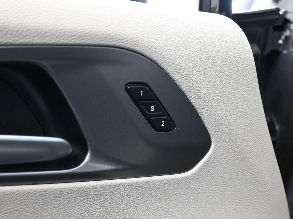 used 2022 Chrysler Pacifica car, priced at $16,994