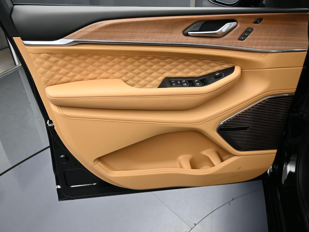 new 2025 Jeep Grand Cherokee car