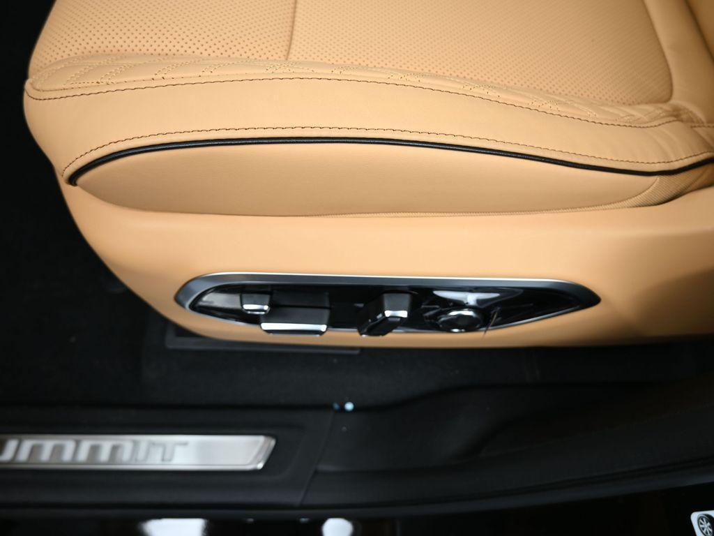 new 2025 Jeep Grand Cherokee car