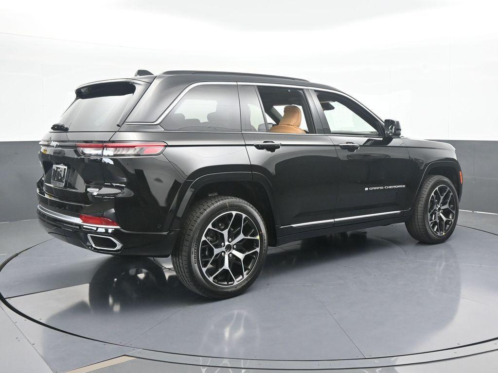 new 2025 Jeep Grand Cherokee car