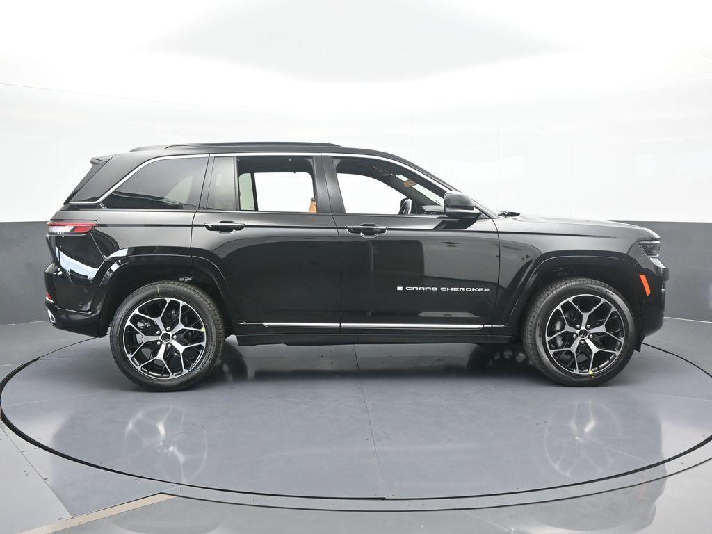 new 2025 Jeep Grand Cherokee car