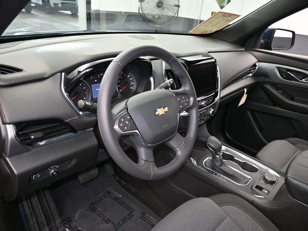 used 2022 Chevrolet Traverse car, priced at $27,991