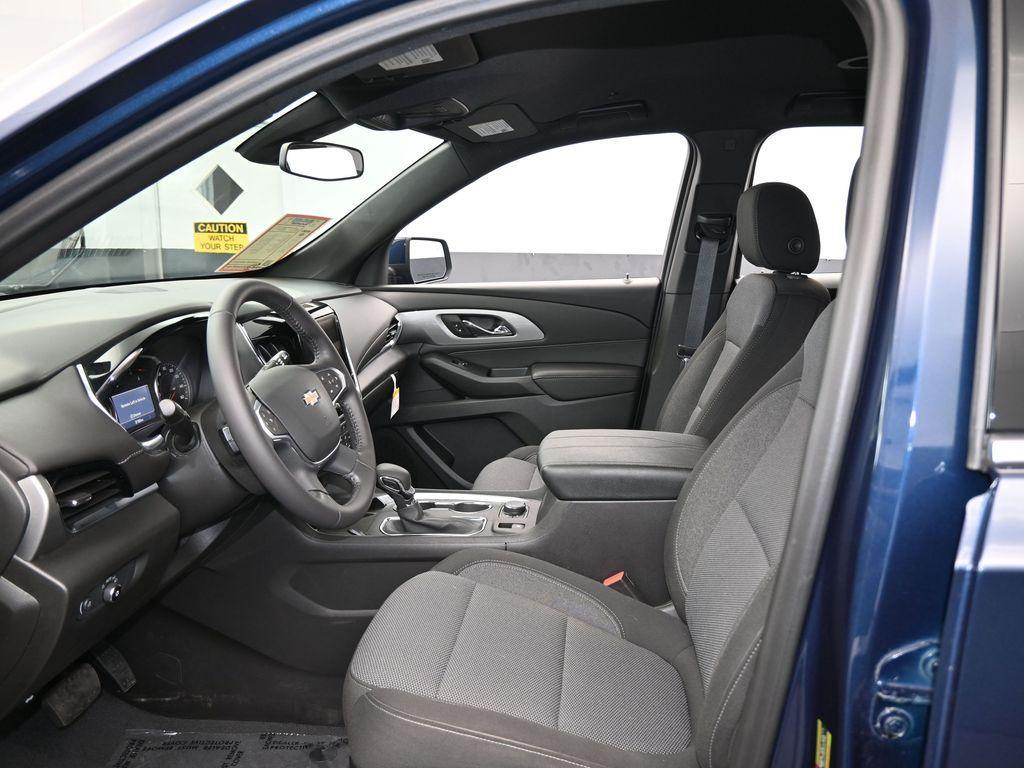 used 2022 Chevrolet Traverse car, priced at $27,991