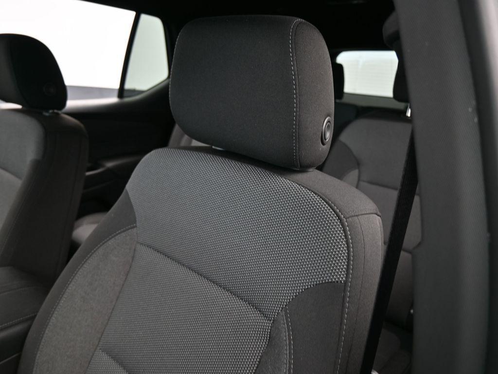 used 2022 Chevrolet Traverse car, priced at $27,991