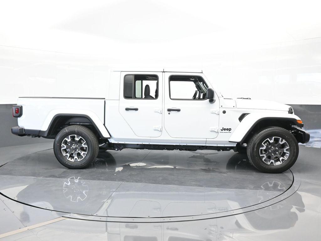 used 2024 Jeep Gladiator car, priced at $34,989