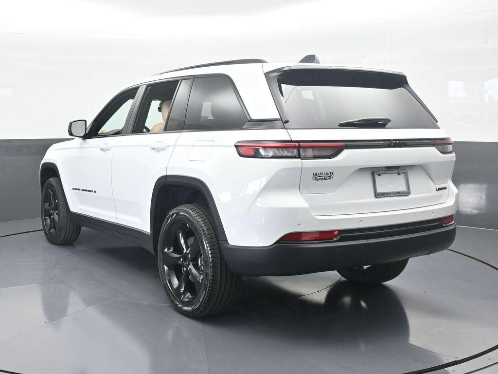 new 2025 Jeep Grand Cherokee car
