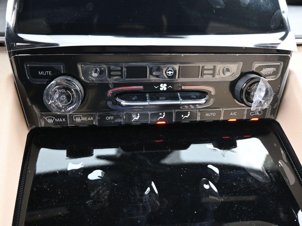 new 2025 Jeep Grand Cherokee car