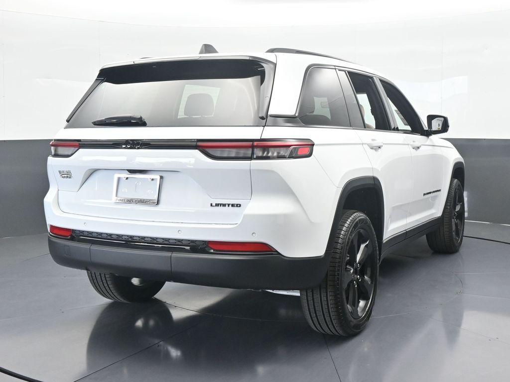 new 2025 Jeep Grand Cherokee car