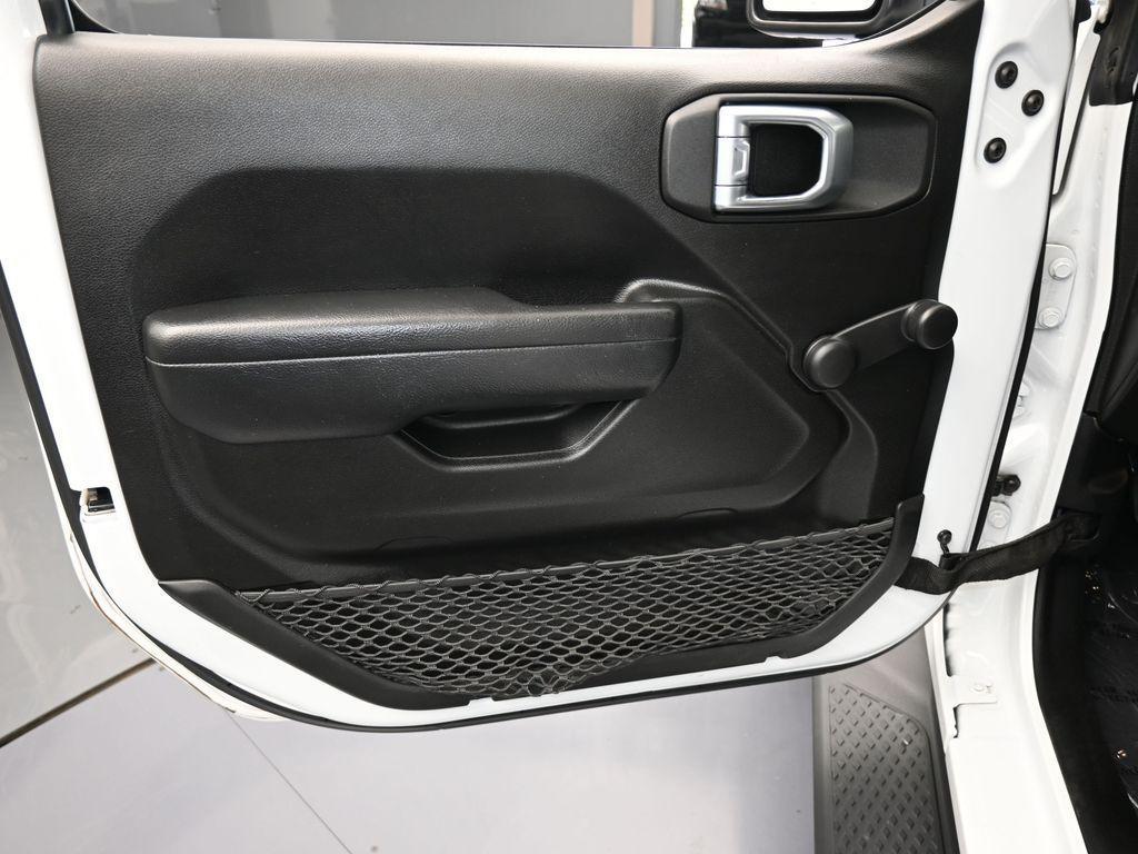 used 2022 Jeep Gladiator car, priced at $26,199