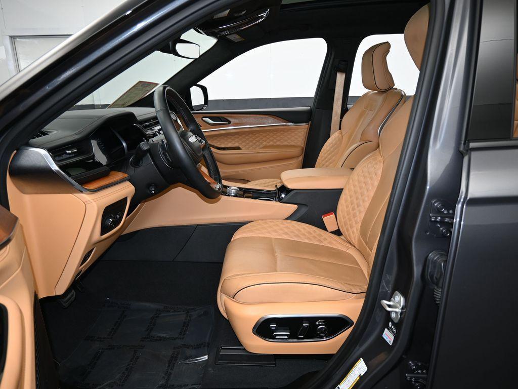 used 2024 Jeep Grand Cherokee L car, priced at $53,800