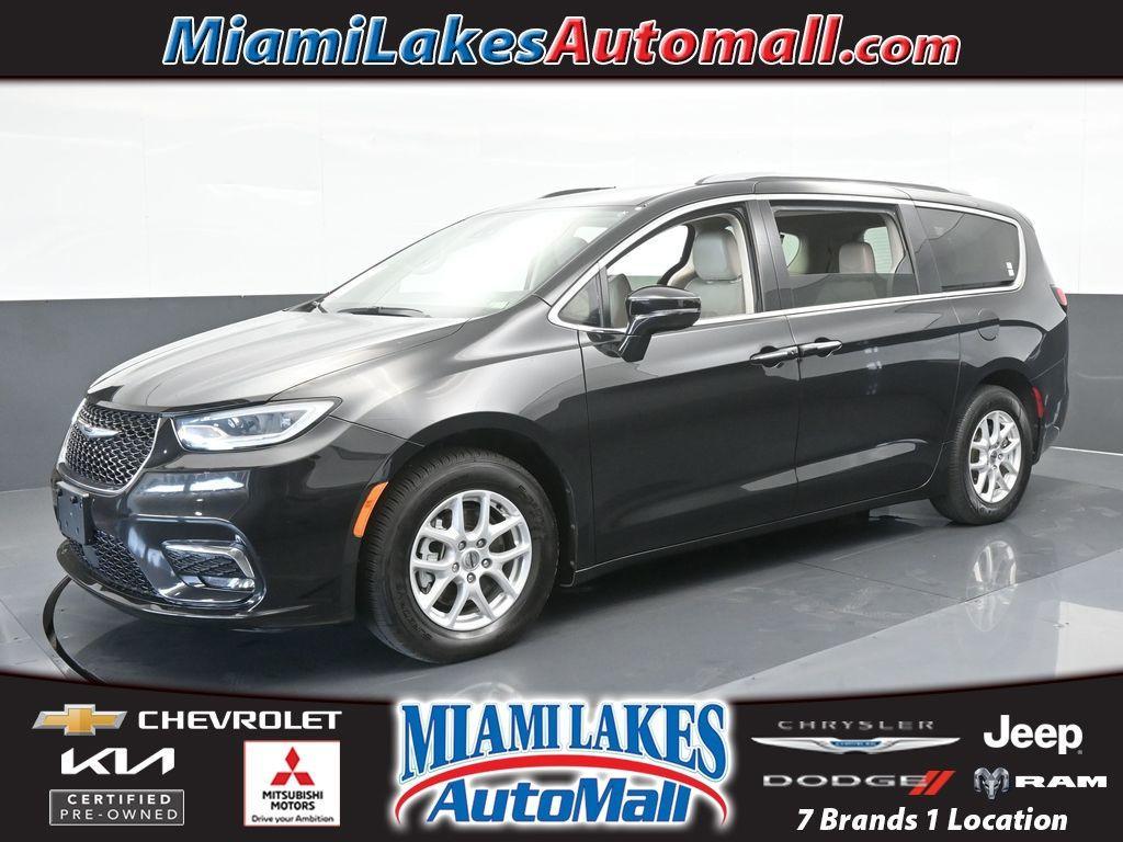 used 2021 Chrysler Pacifica car, priced at $17,450