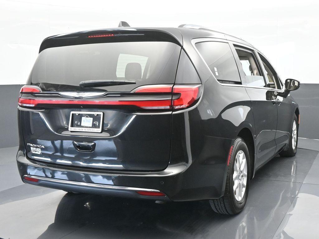 used 2021 Chrysler Pacifica car, priced at $17,450