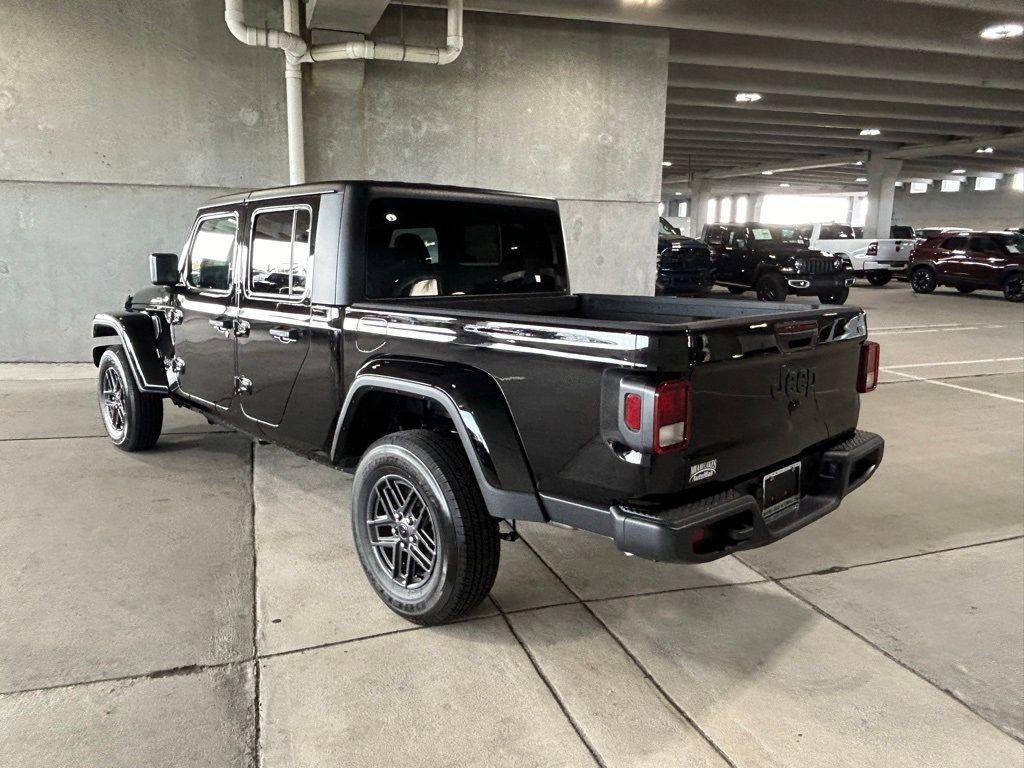 used 2024 Jeep Gladiator car, priced at $38,603