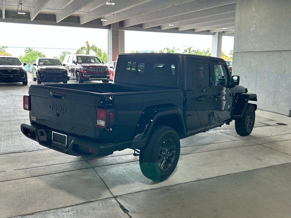 used 2024 Jeep Gladiator car, priced at $38,603