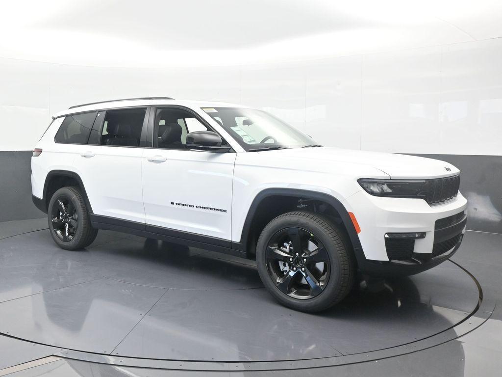new 2025 Jeep Grand Cherokee L car