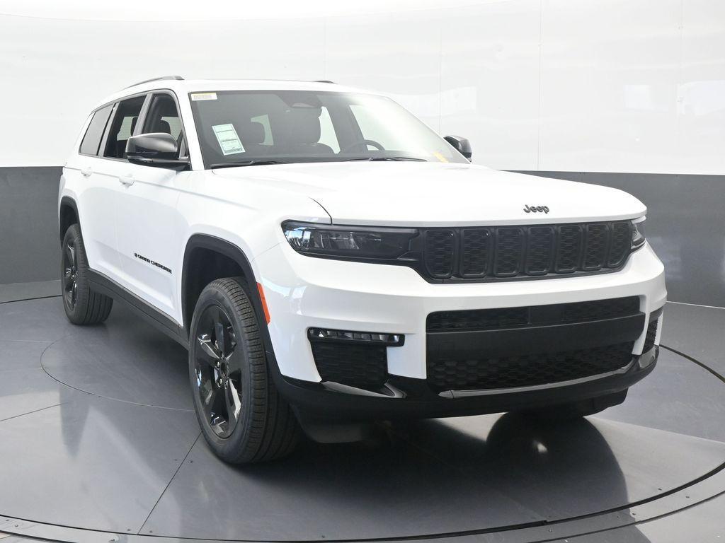 new 2025 Jeep Grand Cherokee L car