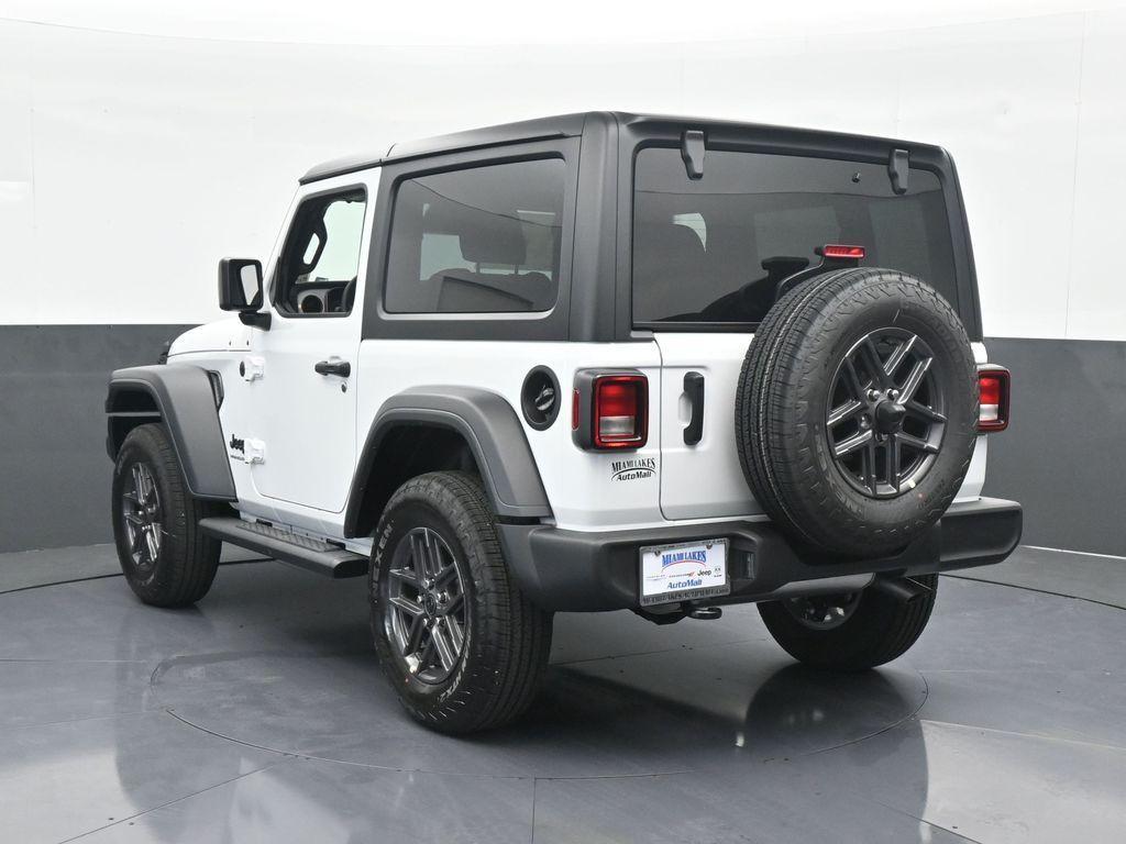 new 2025 Jeep Wrangler car