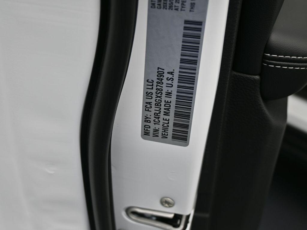 new 2025 Jeep Grand Cherokee L car