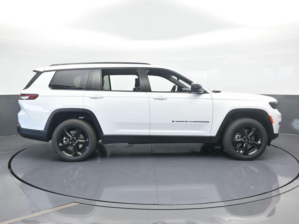 new 2025 Jeep Grand Cherokee L car