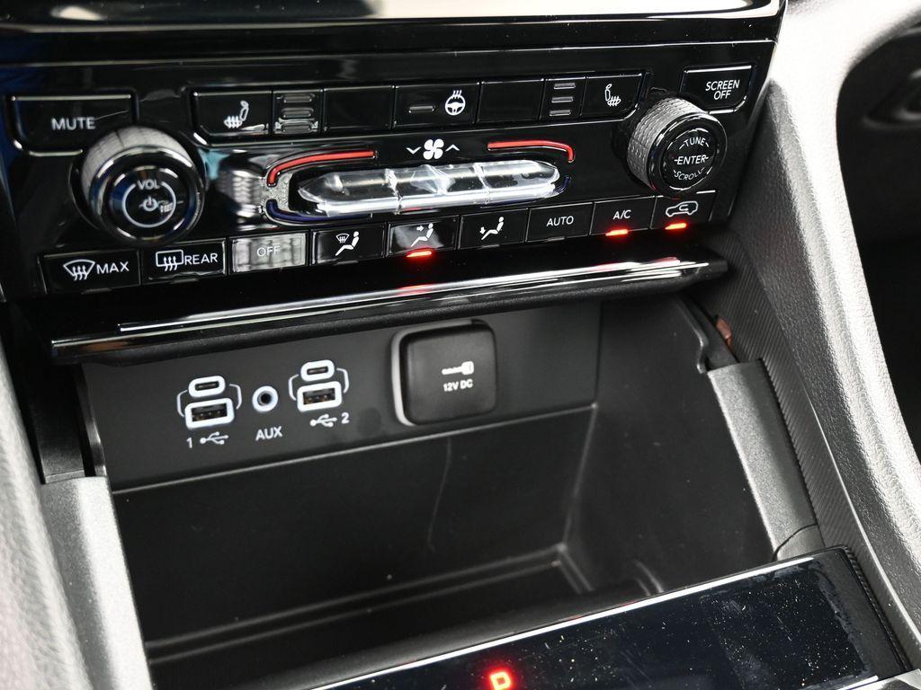 new 2025 Jeep Grand Cherokee L car