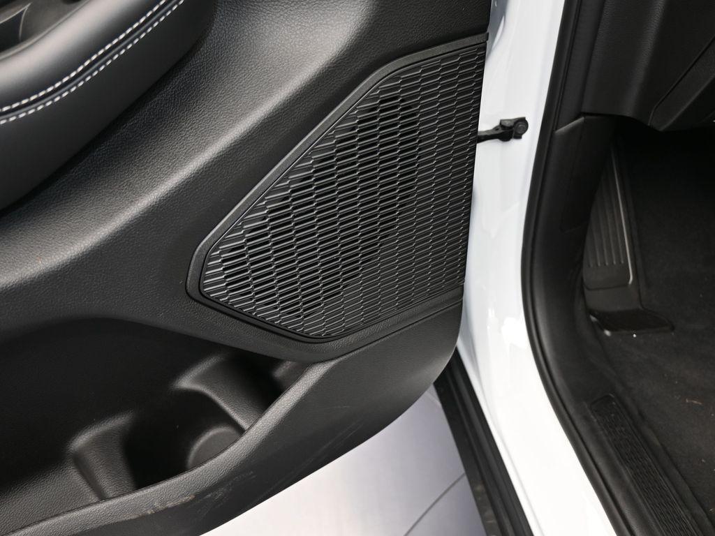 new 2025 Jeep Grand Cherokee L car