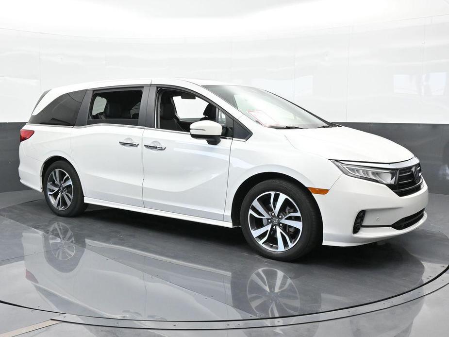 used 2023 Honda Odyssey car, priced at $34,074