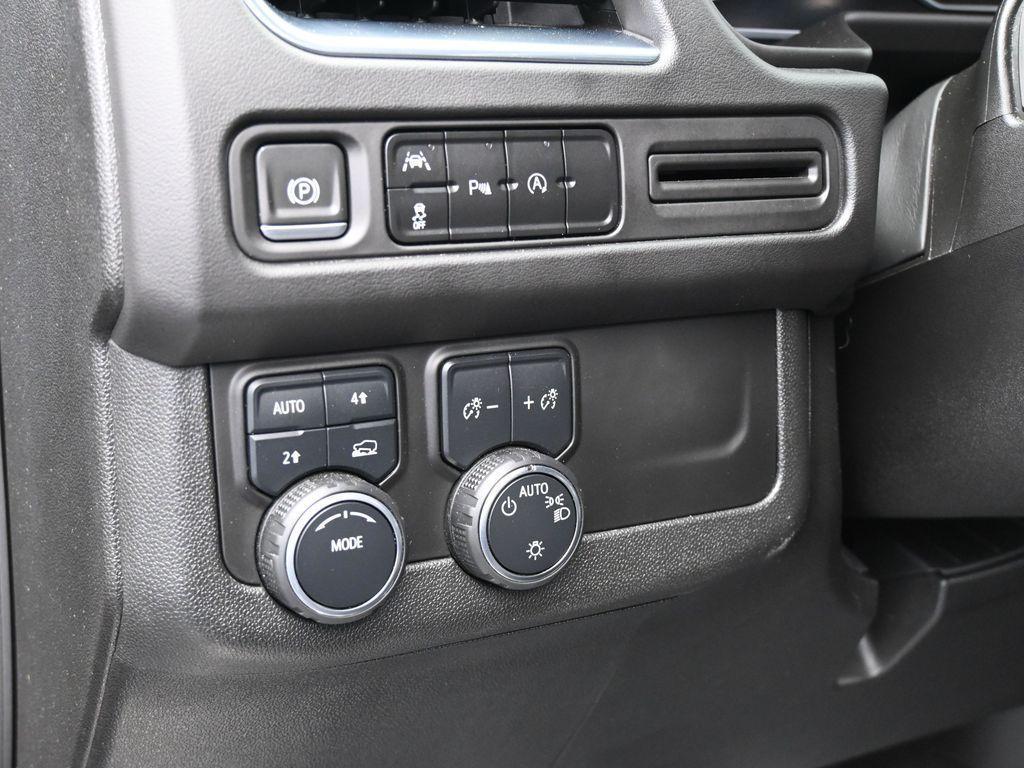 used 2023 Chevrolet Suburban car, priced at $40,887