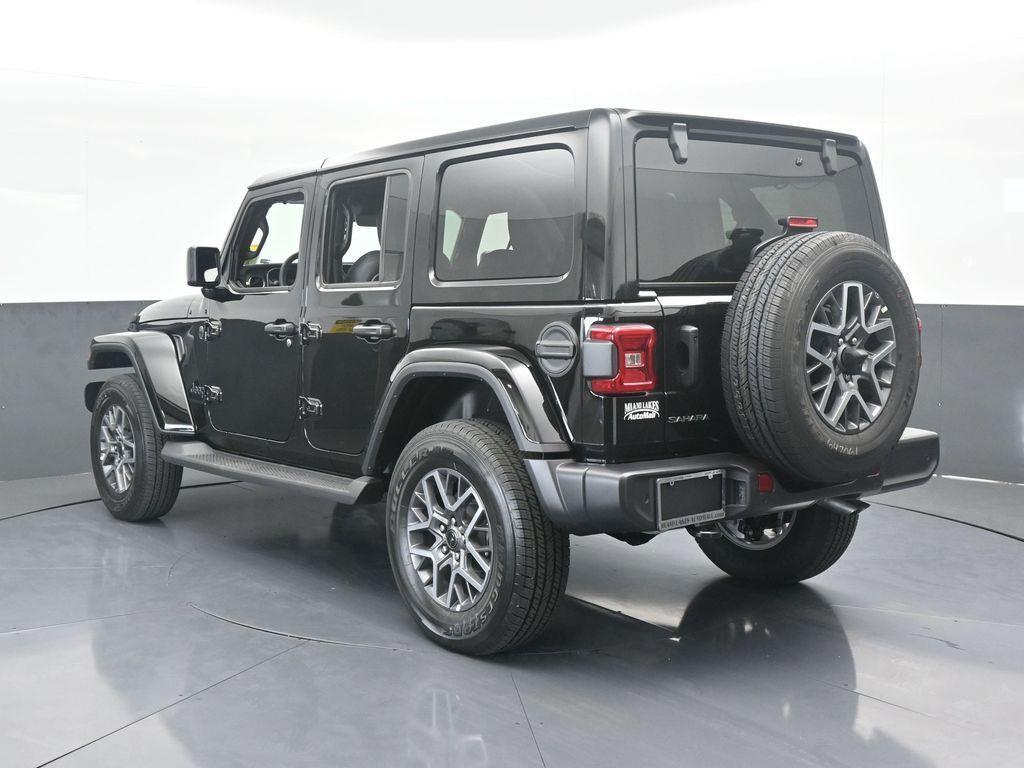 new 2025 Jeep Wrangler car