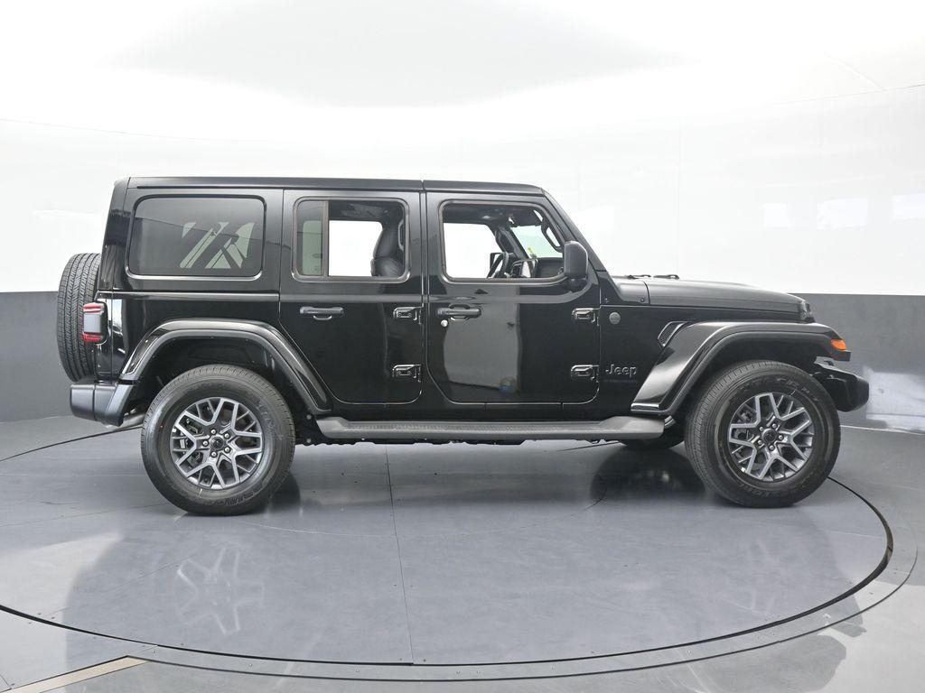 new 2025 Jeep Wrangler car