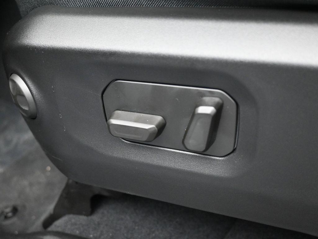 new 2025 Jeep Wrangler car