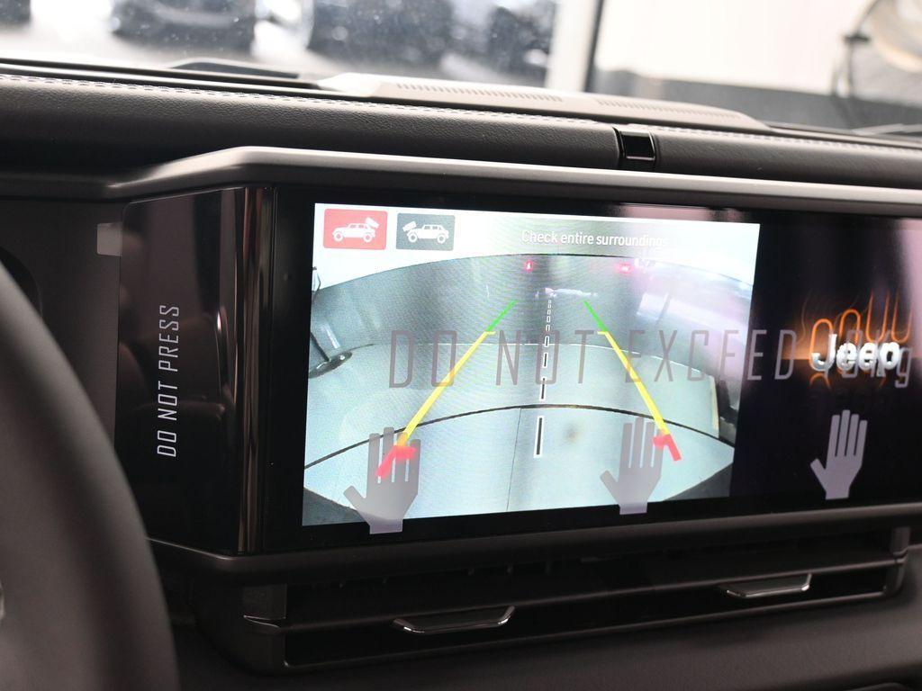 new 2025 Jeep Wrangler car