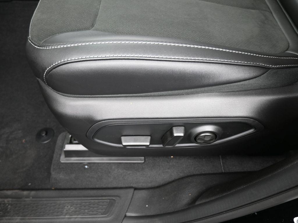 new 2025 Jeep Grand Cherokee car