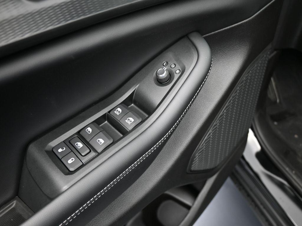 new 2025 Jeep Grand Cherokee car