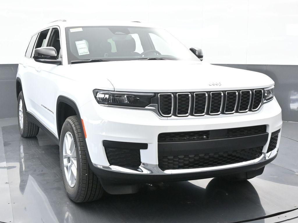 new 2024 Jeep Grand Cherokee L car, priced at $42,789