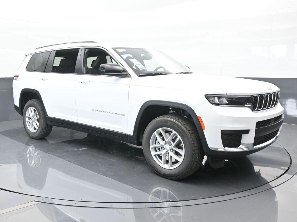 new 2024 Jeep Grand Cherokee L car, priced at $42,789
