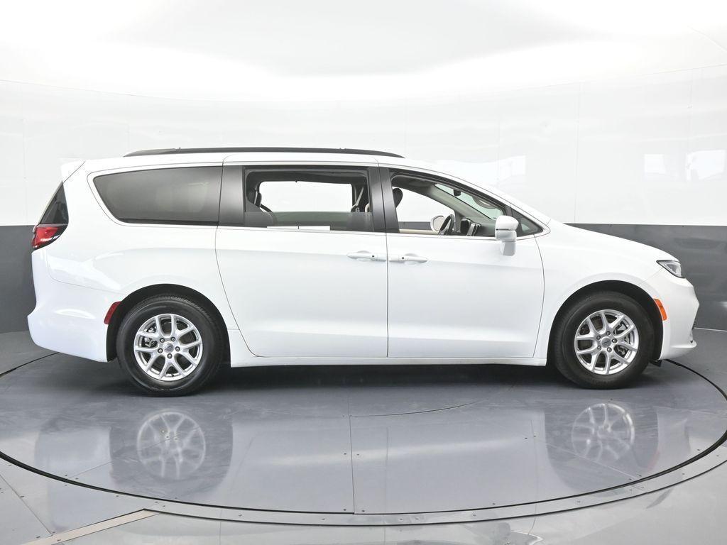 used 2022 Chrysler Pacifica car, priced at $18,883