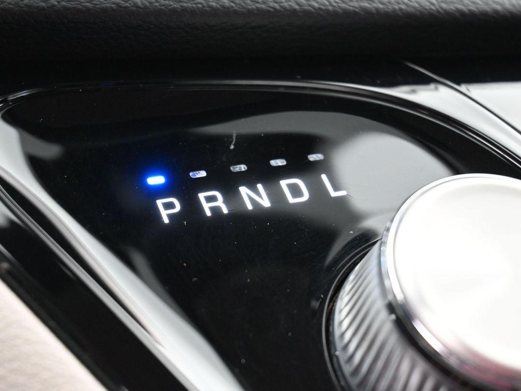 used 2022 Chrysler Pacifica car, priced at $15,724