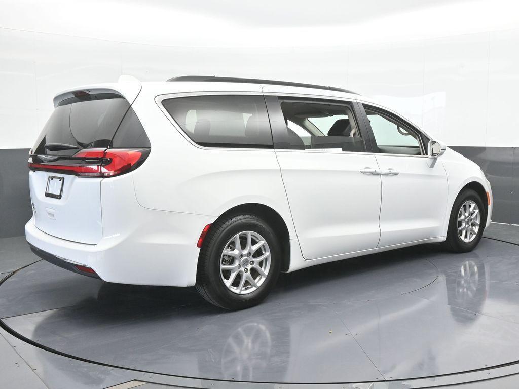 used 2022 Chrysler Pacifica car, priced at $18,883