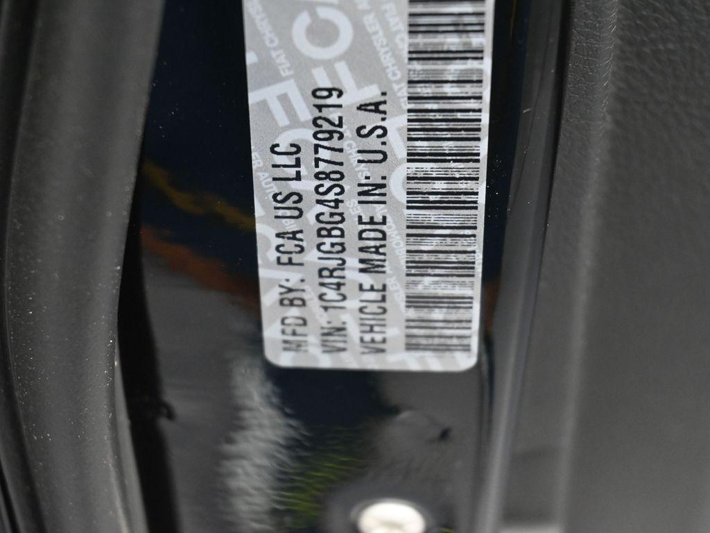 new 2025 Jeep Grand Cherokee car