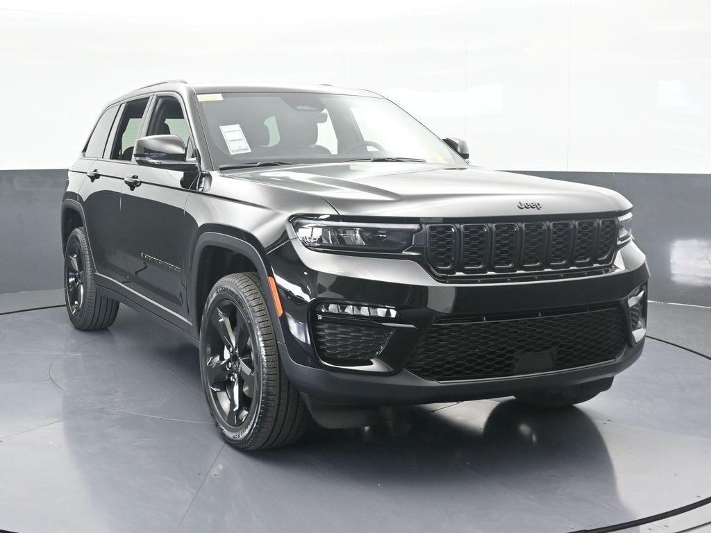 new 2025 Jeep Grand Cherokee car
