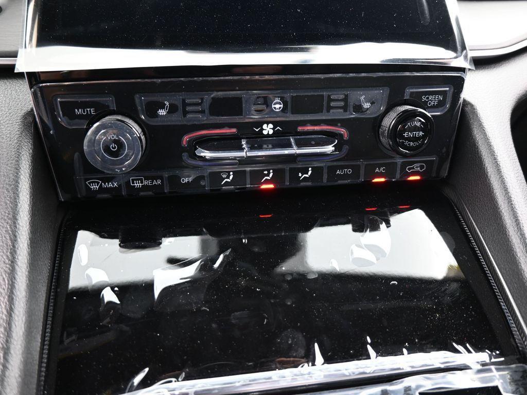 new 2025 Jeep Grand Cherokee car