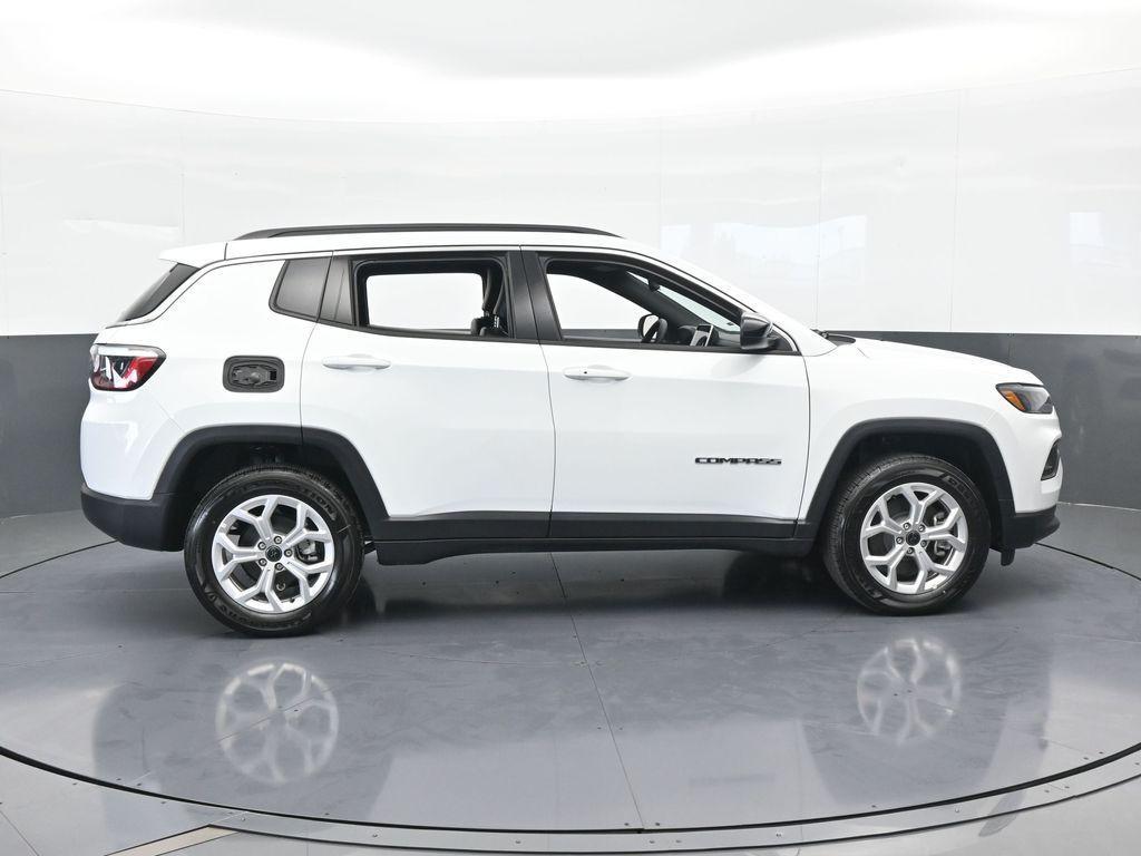 new 2025 Jeep Compass car, priced at $28,701
