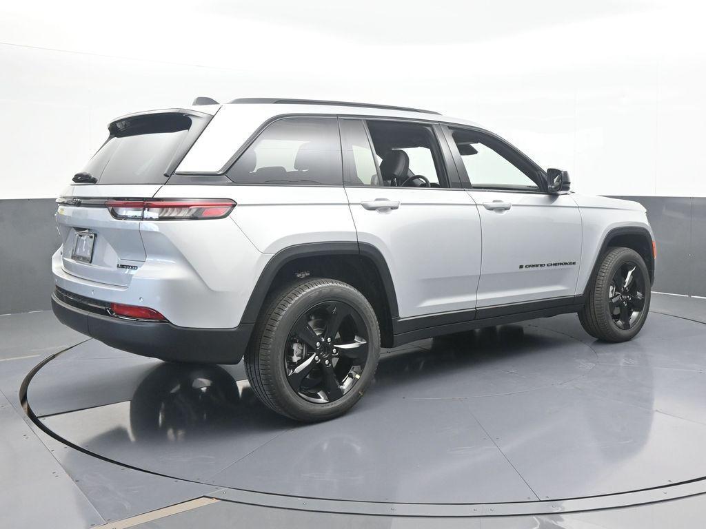 new 2025 Jeep Grand Cherokee car