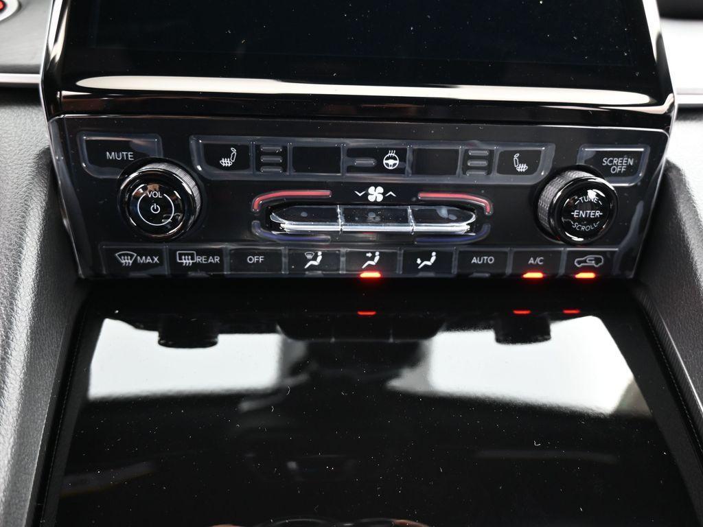 new 2025 Jeep Grand Cherokee car