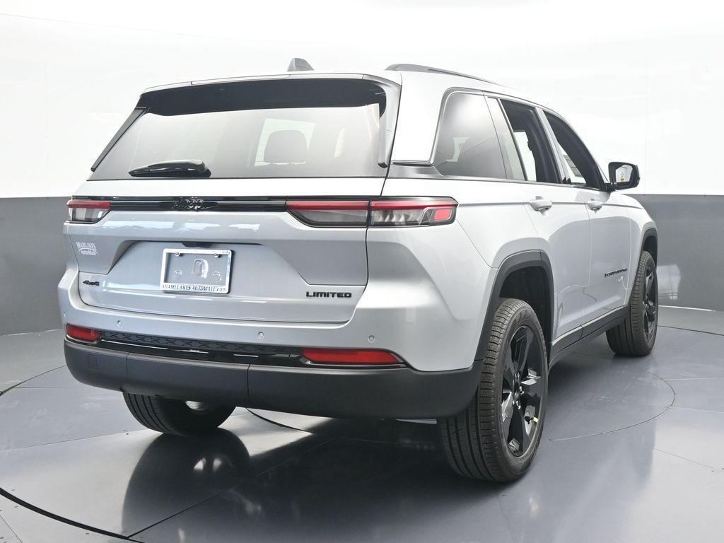 new 2025 Jeep Grand Cherokee car